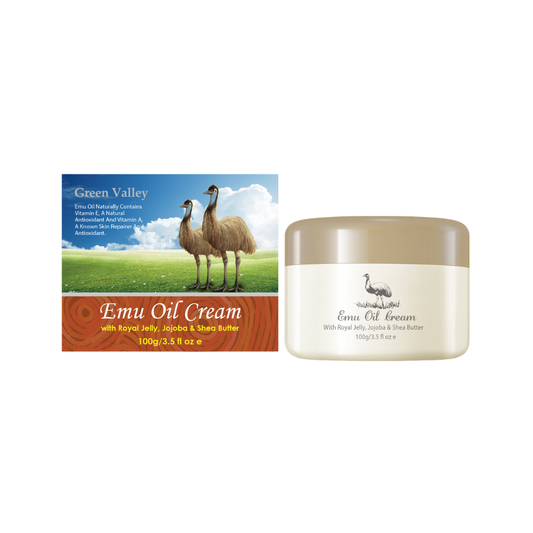 Elizabeth Arden Eight Hour Cream Skin Protectant moisturising cream with product box and jar.