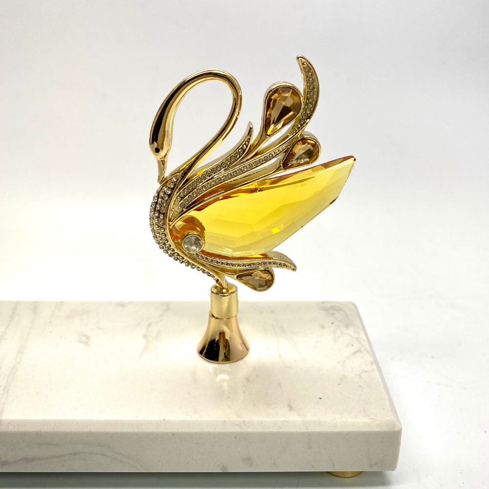 Vanguard Universal Premium Crystal Table Clock with Swan TCJ-622WT